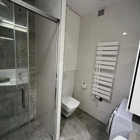 شقة Olimpijska 1b & 1t شتوروك